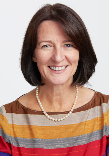 Headshot of Sarah Lloyd Hutchinson